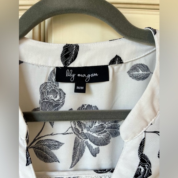 Morgan Lily black/white blouse. EUC. Medium. - Picture 4 of 5